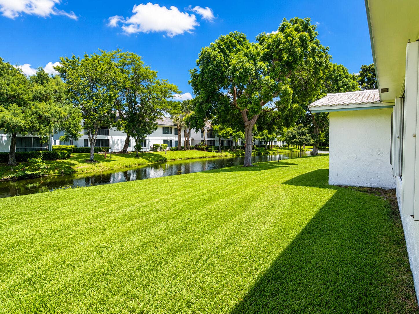 1266 NW 82nd Avenue, Plantation, FL 33322 Canal View
