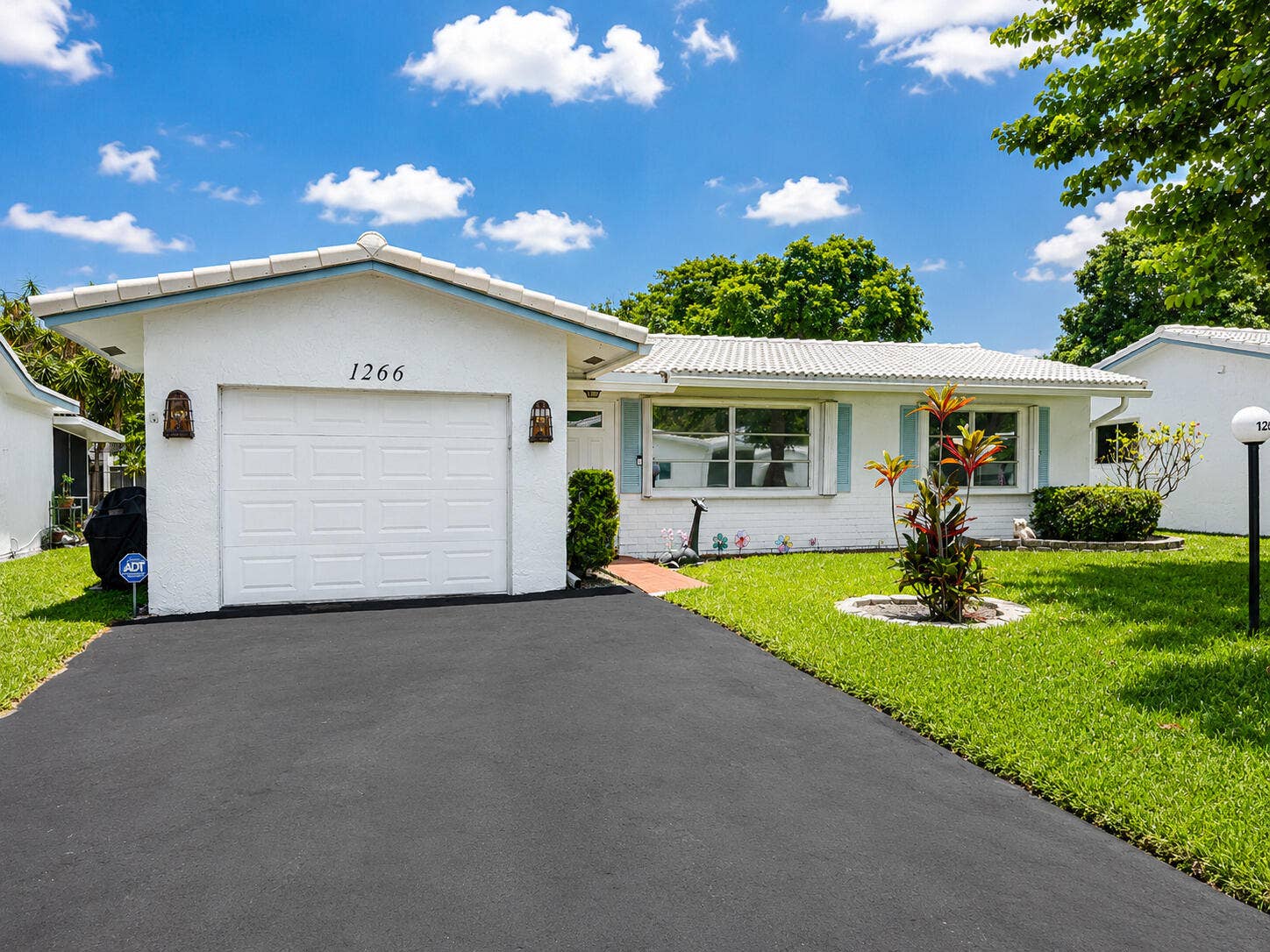 1266 NW 82nd Avenue, Plantation, FL 33322 Front of home