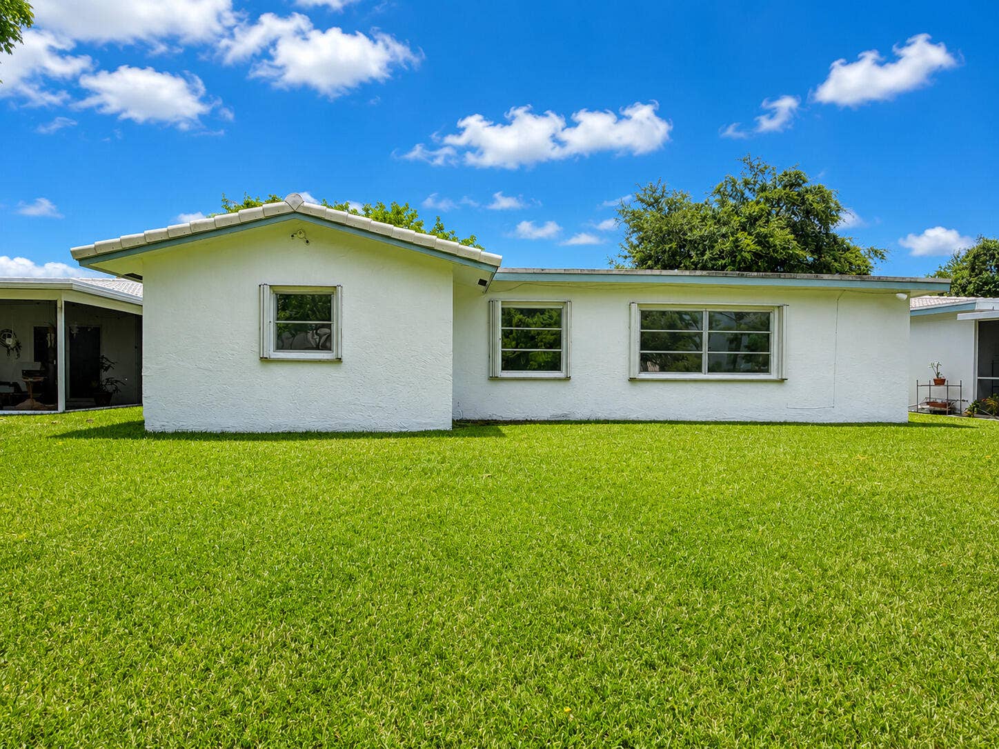 1266 NW 82nd Avenue, Plantation, FL 33322 Back of home