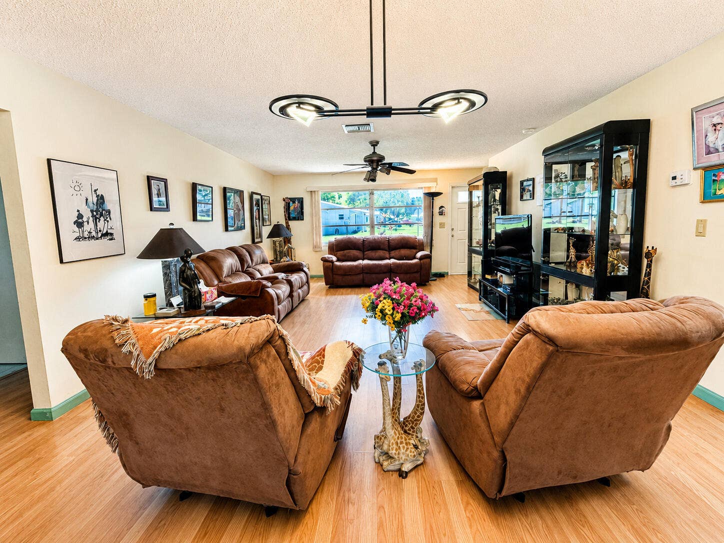 1266 NW 82nd Avenue, Plantation, FL 33322 Living Area