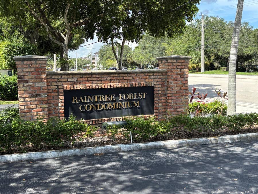 Property photo for 301 N Pine Island Road, #105, Plantation, FL