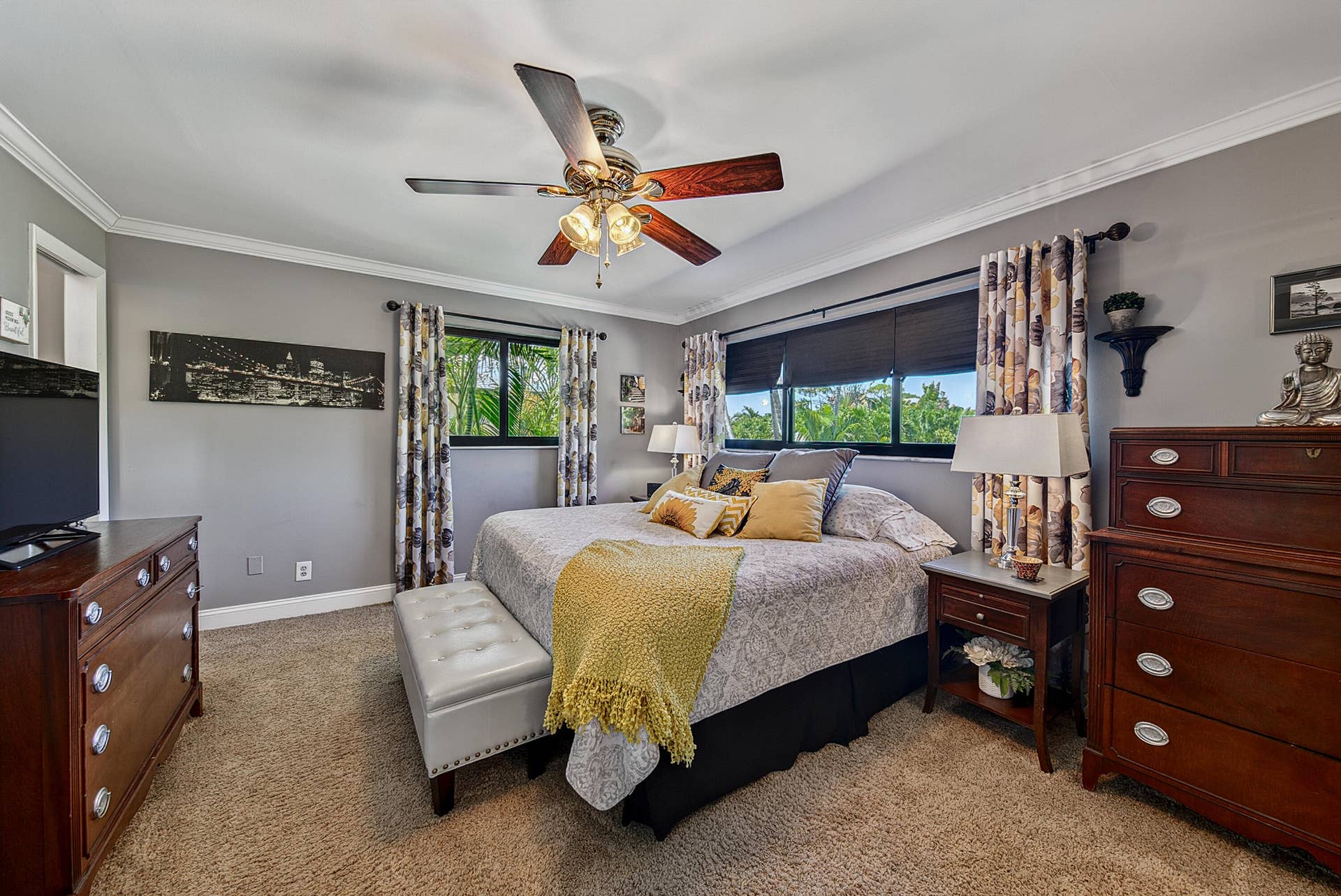 2130 NE 9th Avenue, Wilton Manors, FL 33305 Primary Bedroom