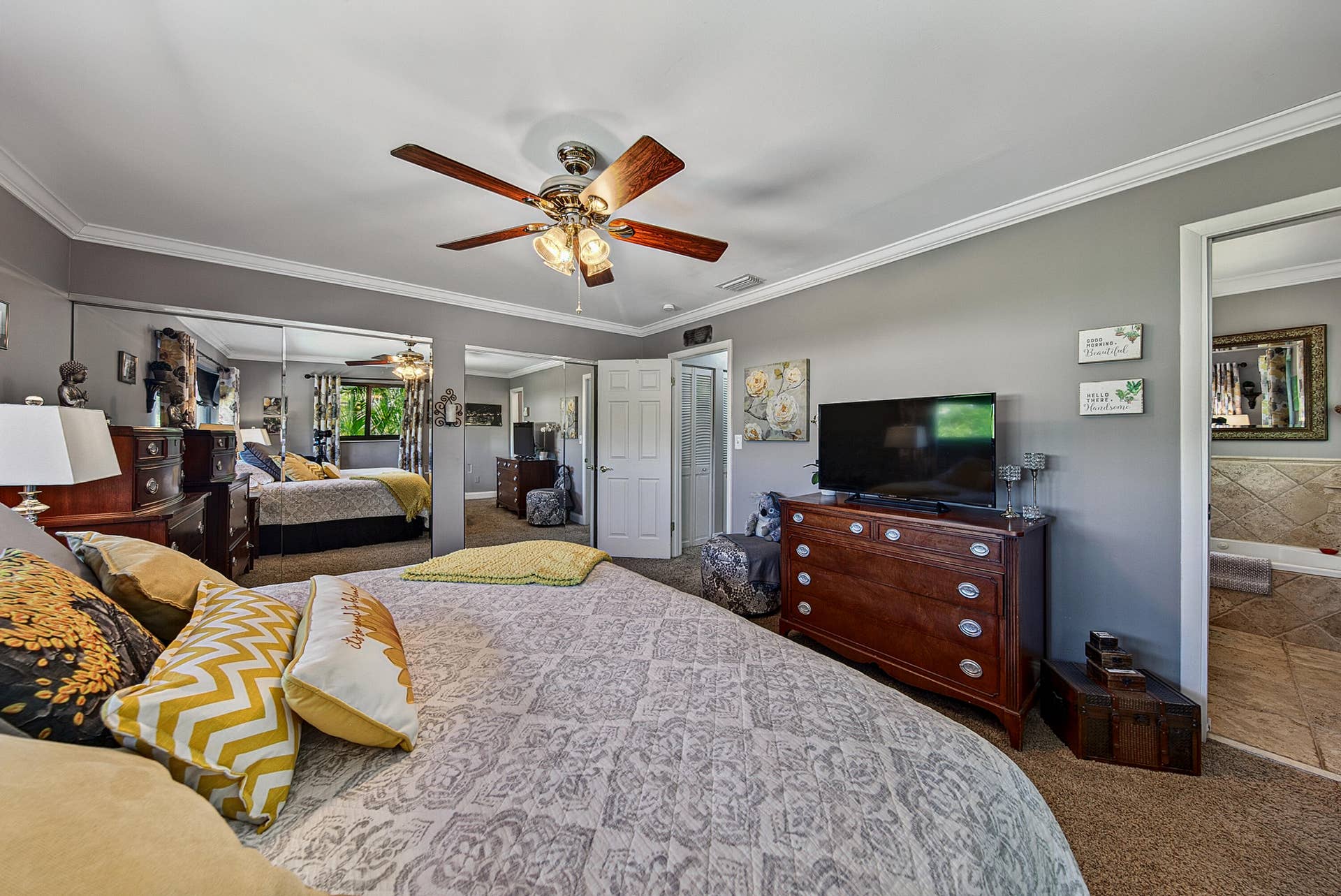 2130 NE 9th Avenue, Wilton Manors, FL 33305 Primary