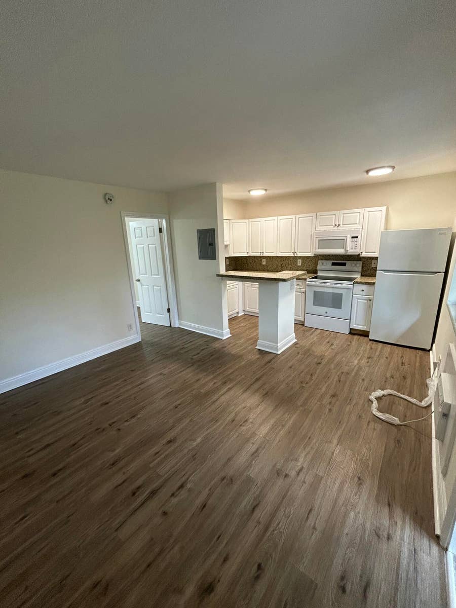 Property photo for 921 NE 17th Avenue, #4, Fort Lauderdale, FL