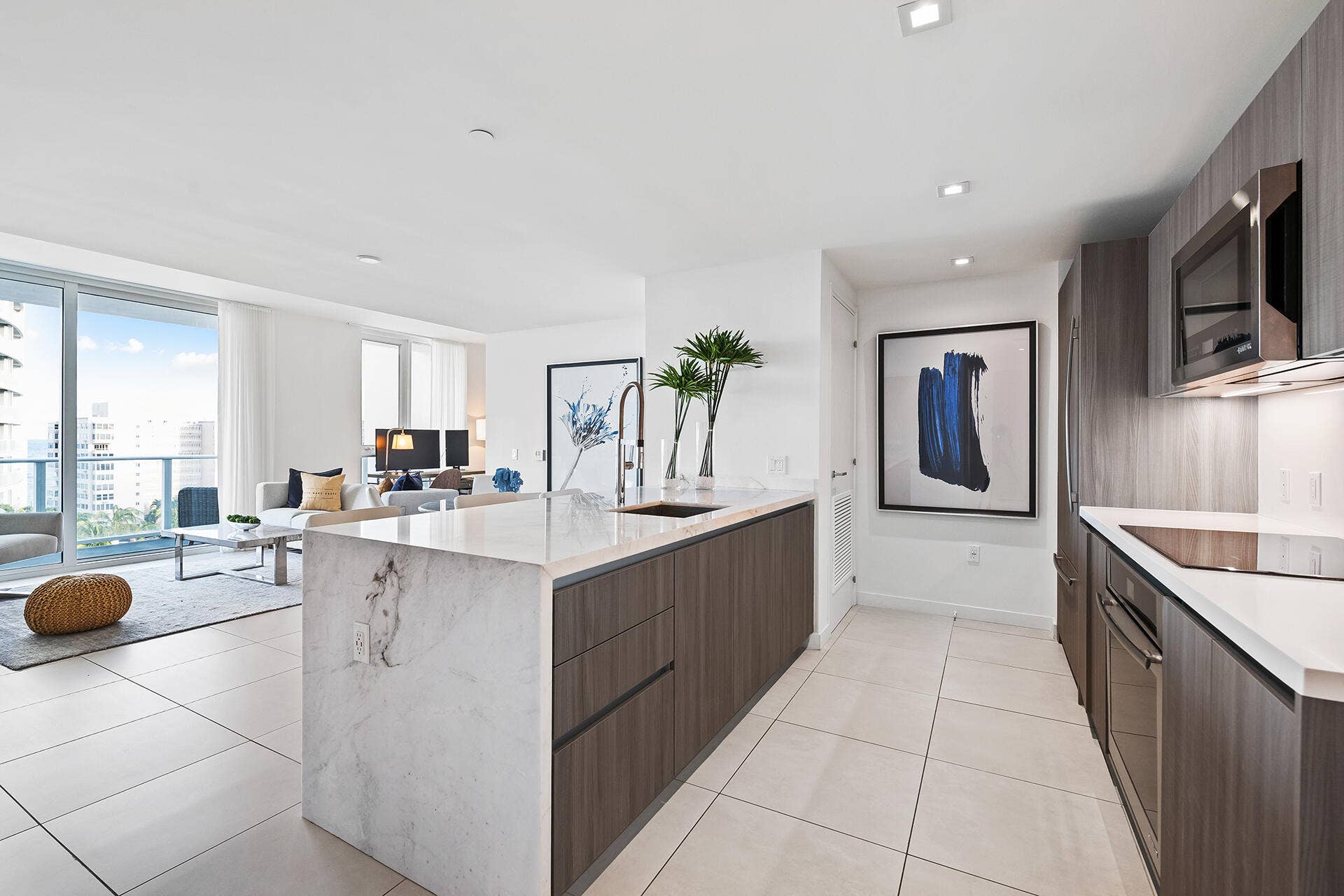 401 N Birch Road, #916, Fort Lauderdale, FL 33304 DSC_0624