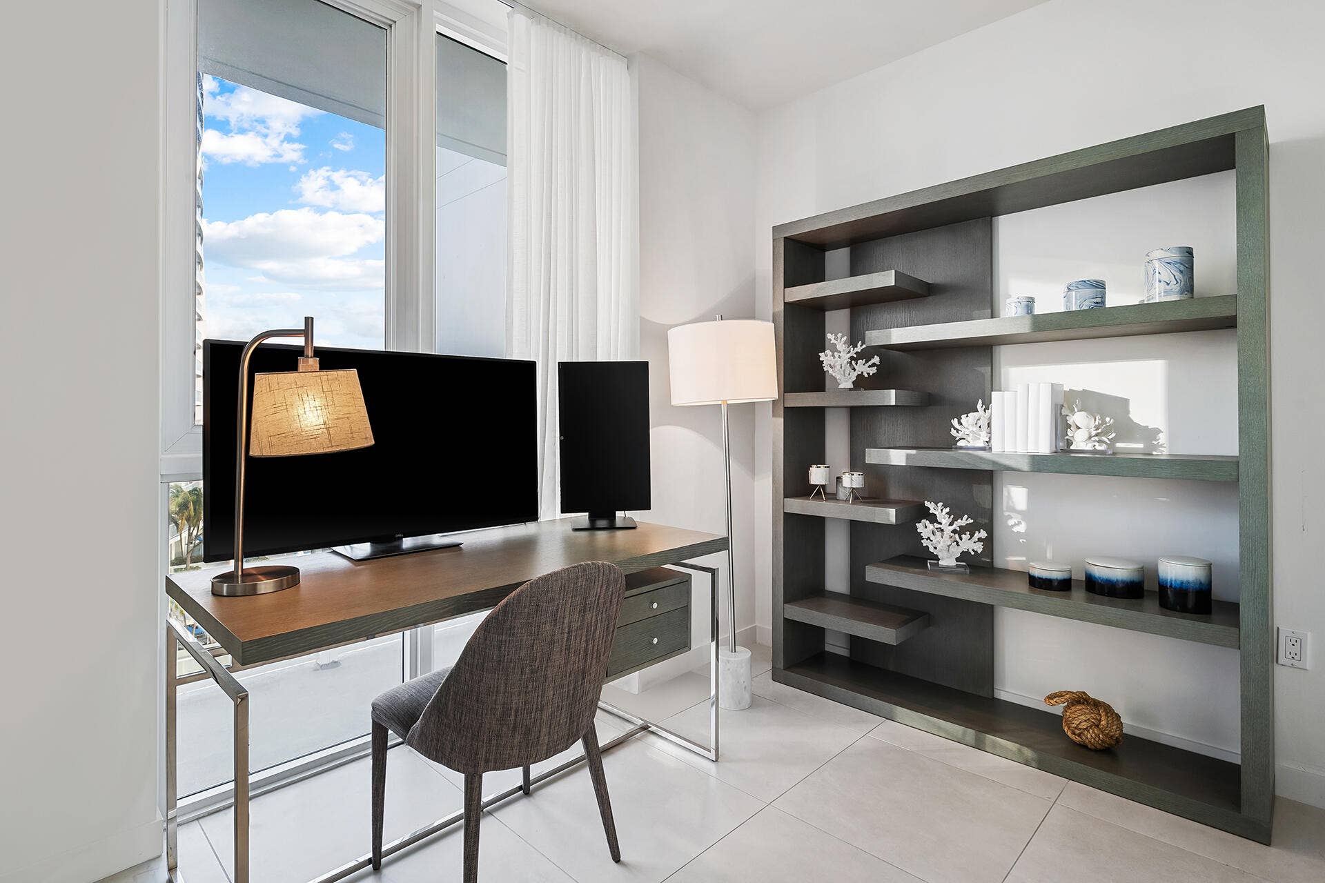 401 N Birch Road, #916, Fort Lauderdale, FL 33304 DSC_0651