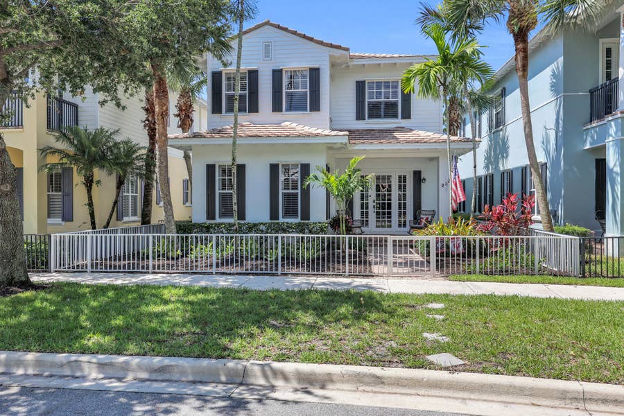 Property photo for 212 W Bay Cedar Circle, Jupiter, FL