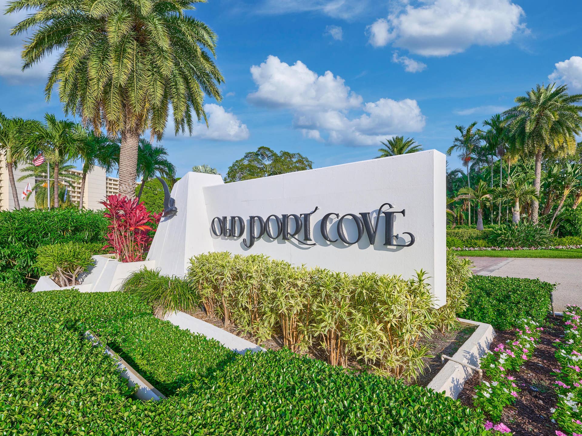 1117 Marine Way E, #K4l, North Palm Beach, FL 33408 Entry Sign Old Port Cove