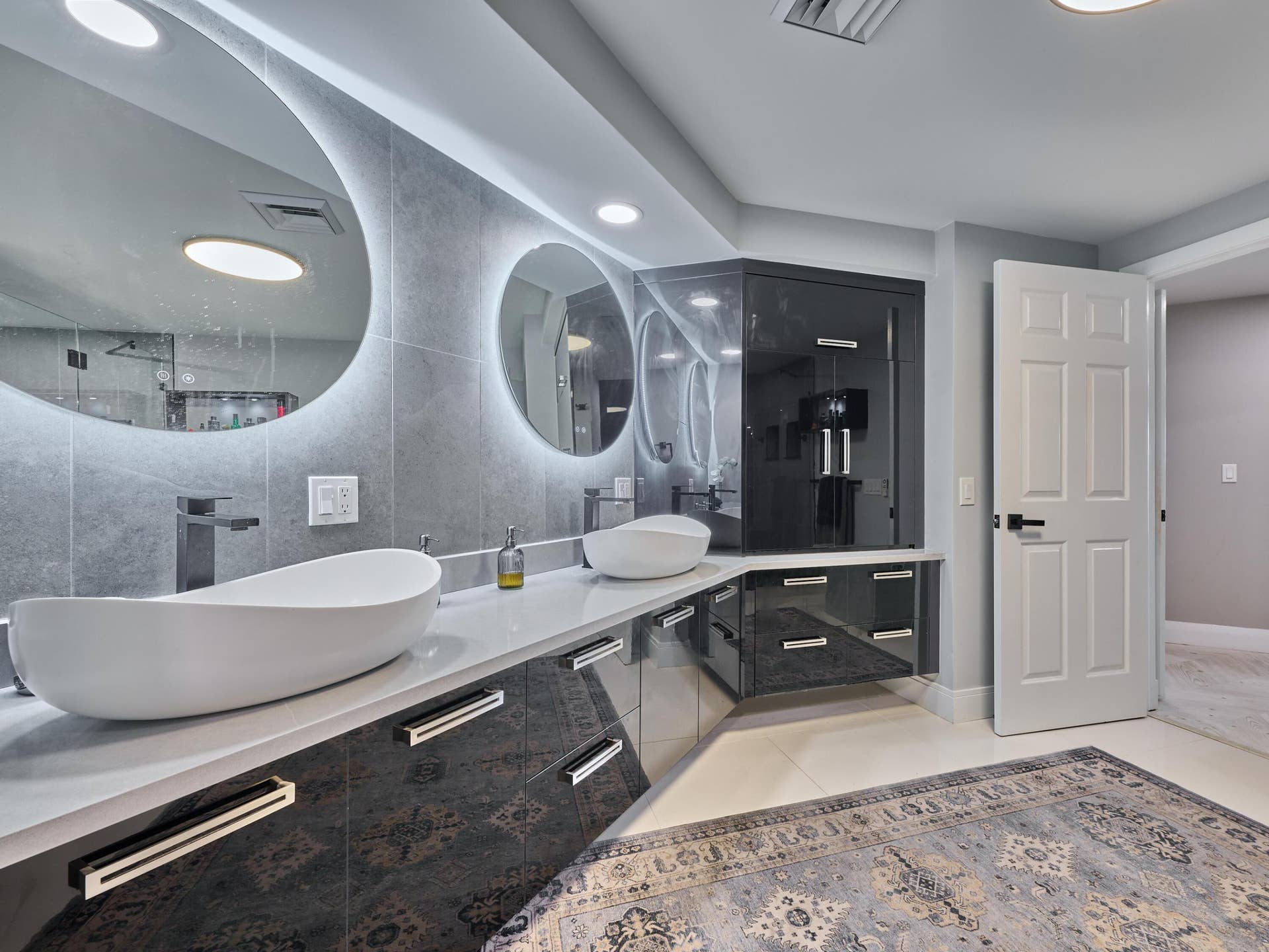 1117 Marine Way E, #K4l, North Palm Beach, FL 33408 Master Full Bath Dual Sinks