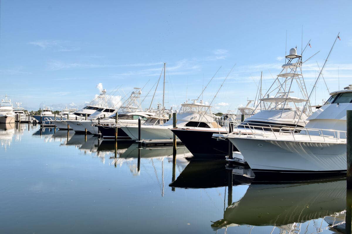 1117 Marine Way E, #K4l, North Palm Beach, FL 33408 Old Port Cove Yachts
