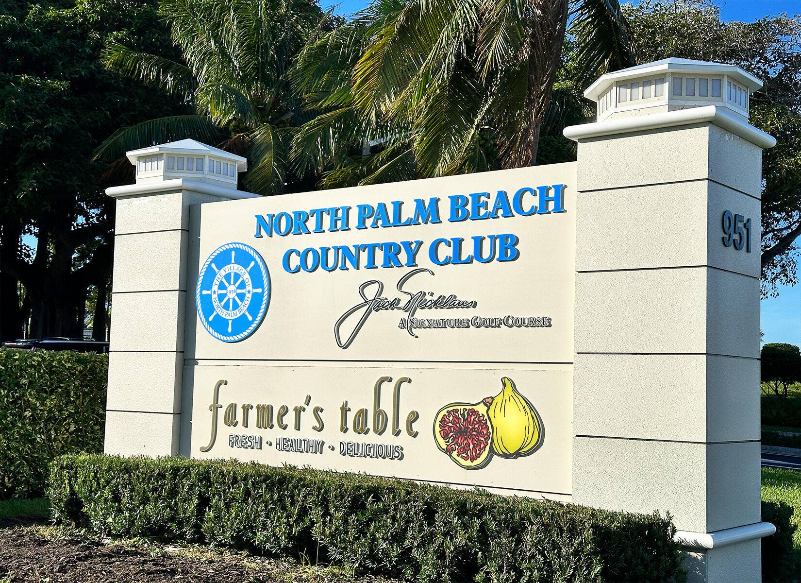 1117 Marine Way E, #K4l, North Palm Beach, FL 33408 NPBCC Entry Sign