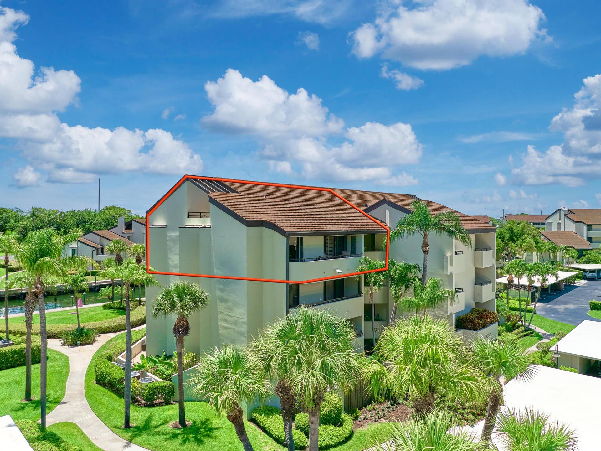 1117 Marine Way E, #K4l, North Palm Beach, FL 33408 Outline of K4L