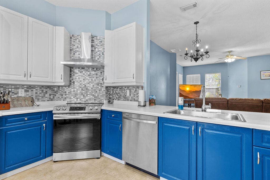 10518 SW Westlawn Boulevard, Port St Lucie, FL 34987 428A8540