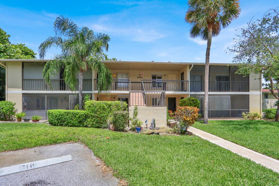Property photo for 6563 Chasewood Drive, #F, Jupiter, FL
