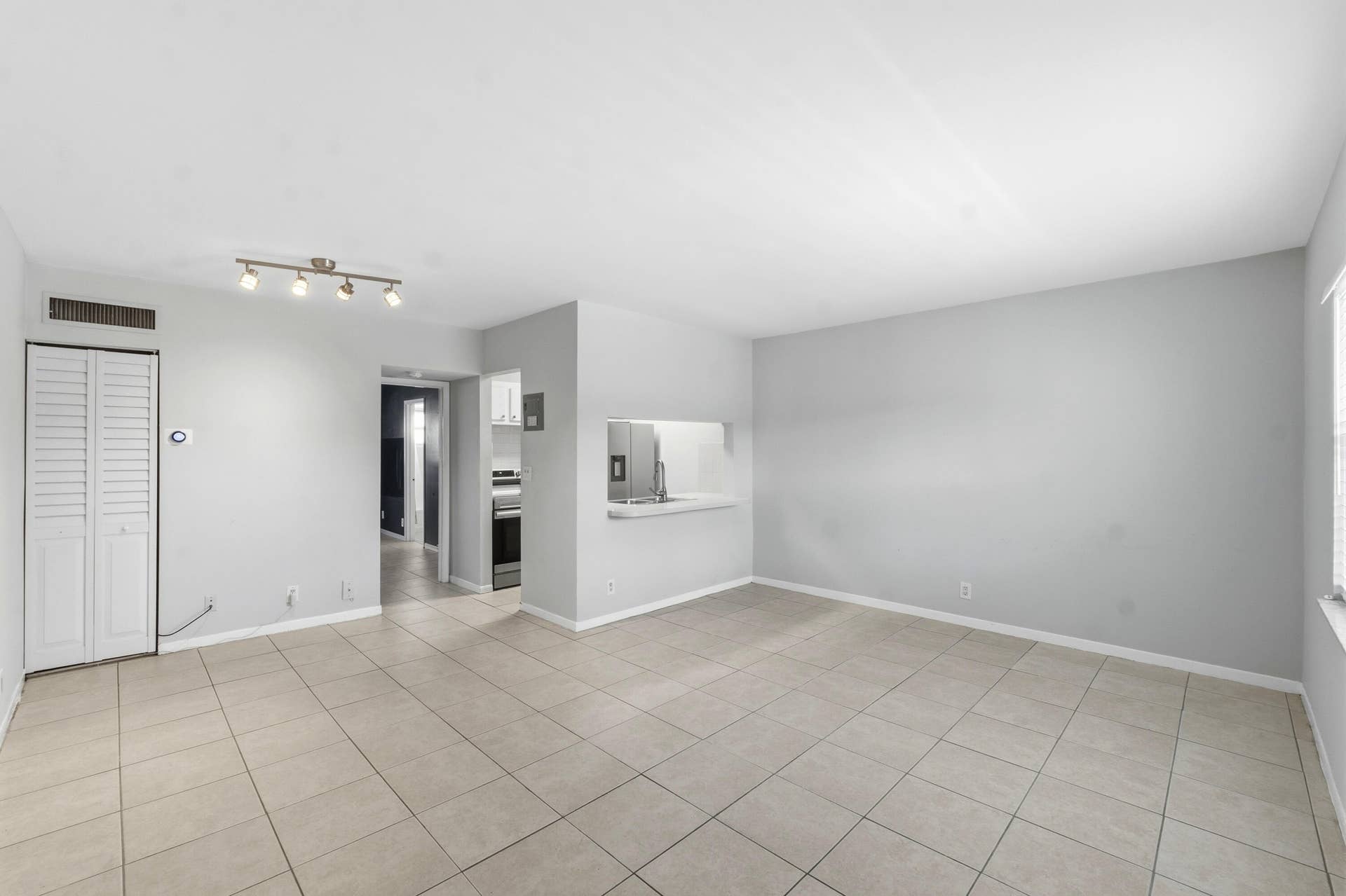 1470 N Dixie Highway, #43, Fort Lauderdale, FL 33304 1470_N_Dixie_Hwy_008