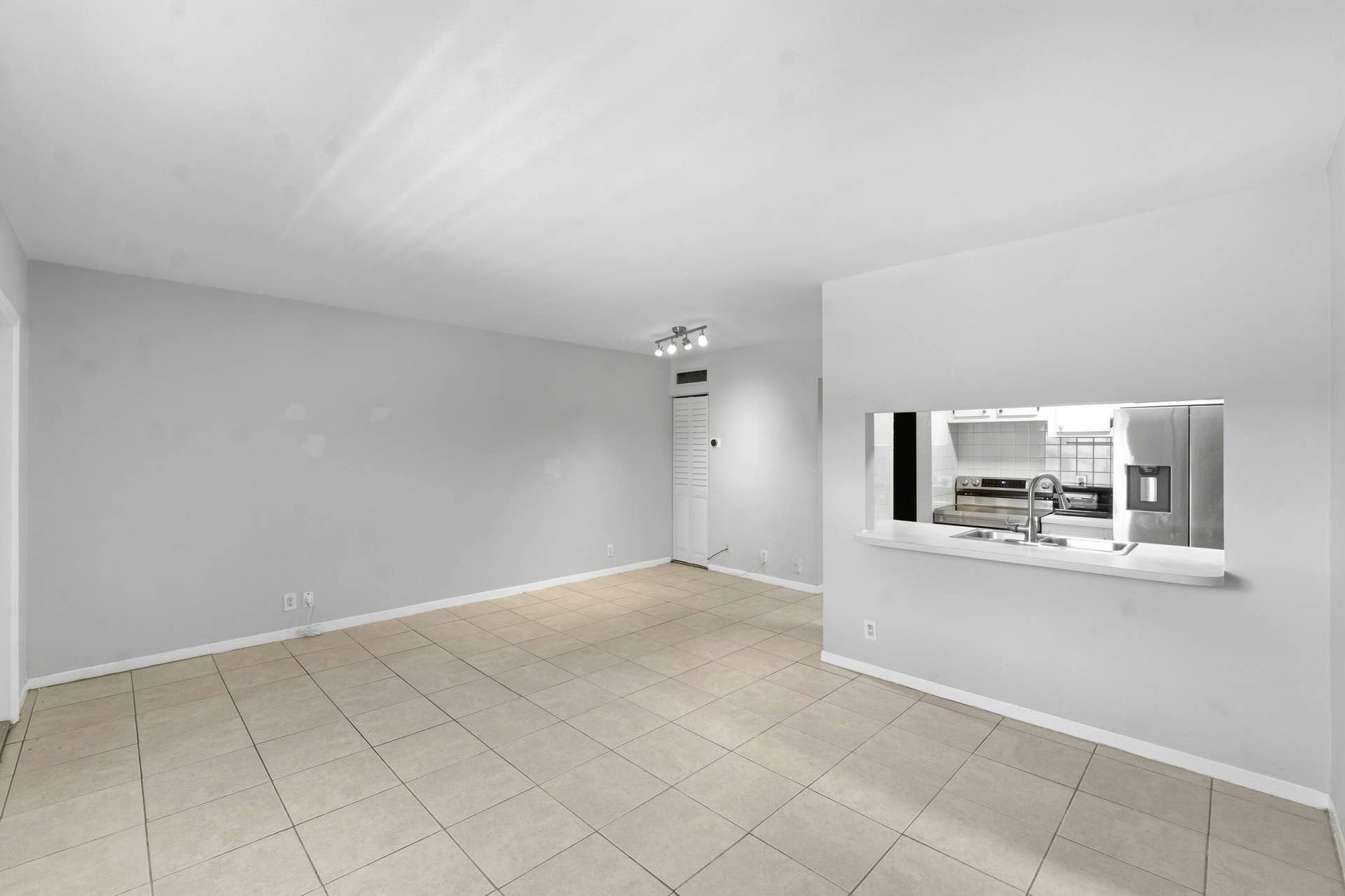 1470 N Dixie Highway, #43, Fort Lauderdale, FL 33304 1470_N_Dixie_Hwy_013