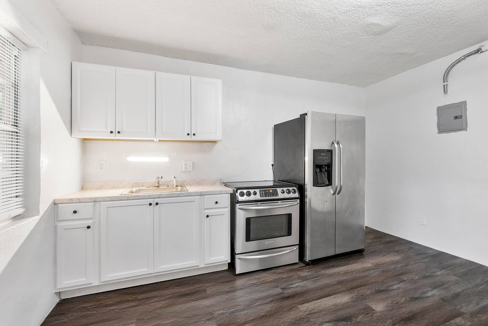 279 Sw 1st St_019