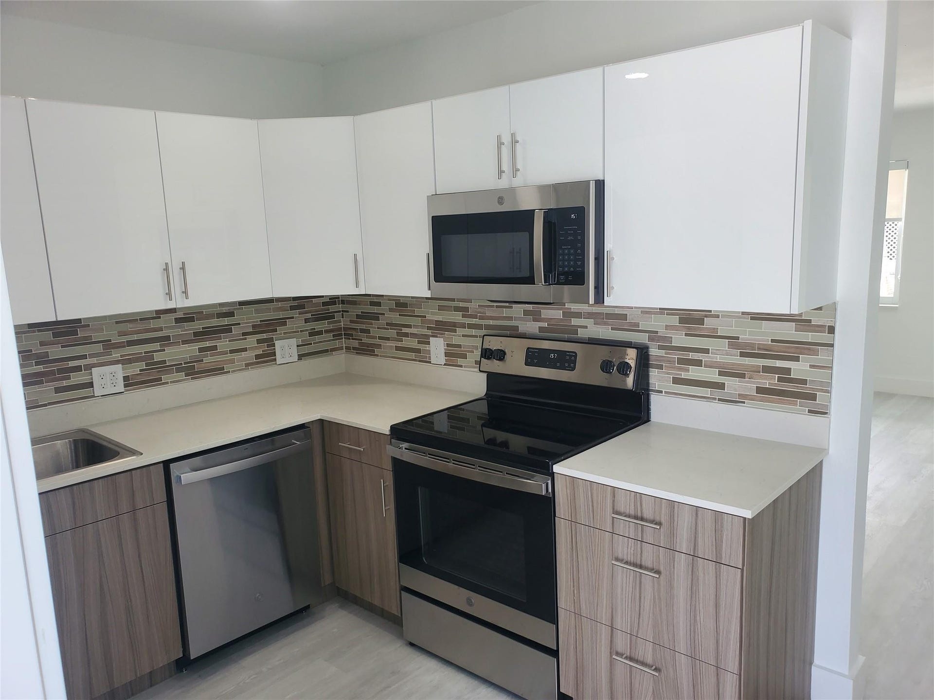 70 NW 13th Avenue, #2, Dania, Dania Beach, FL 33004 Photo 7