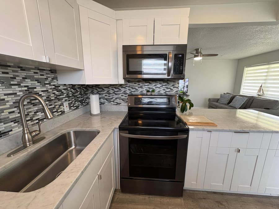 Property photo for 277 CHATHAM N, West Palm Beach, FL