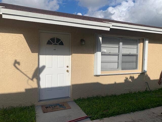 Property photo for 933 Francis Street, West Palm Beach, FL