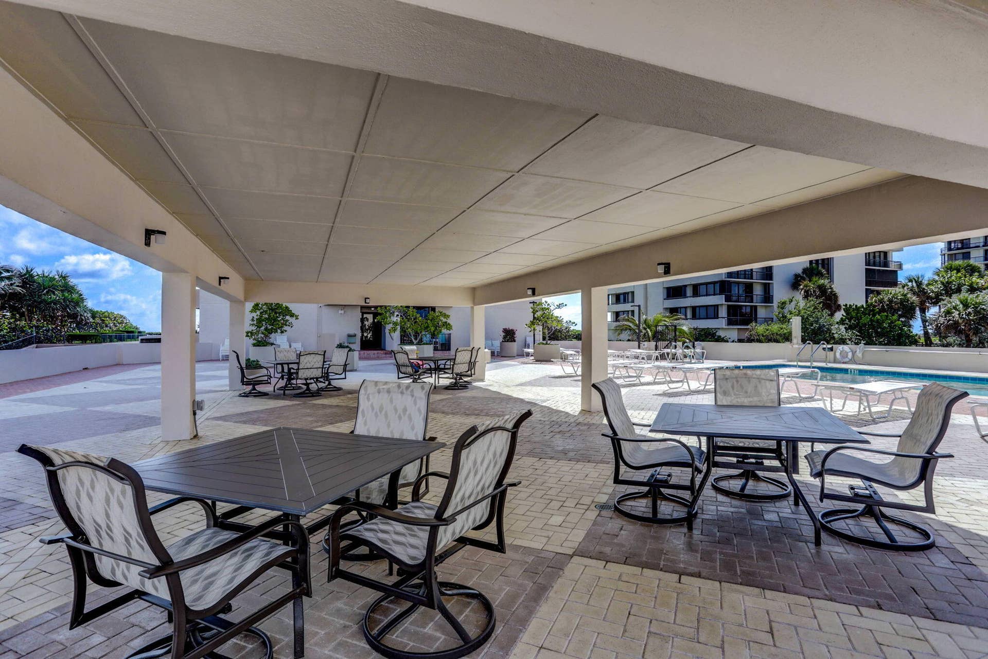 4200 N Ocean, #2-406, Singer Island, FL 33404 Pool Deck