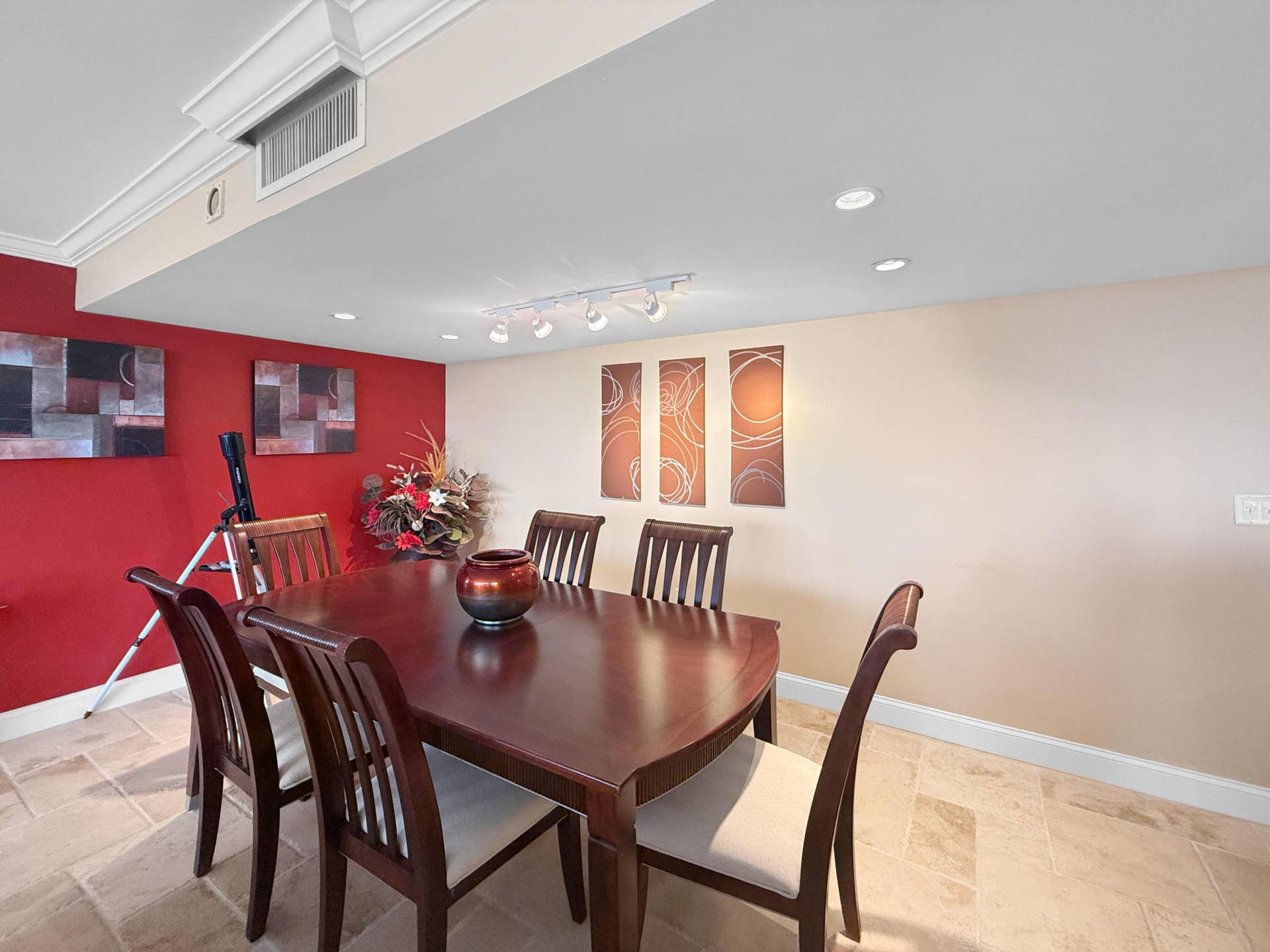4200 N Ocean, #2-406, Singer Island, FL 33404 Dining Area