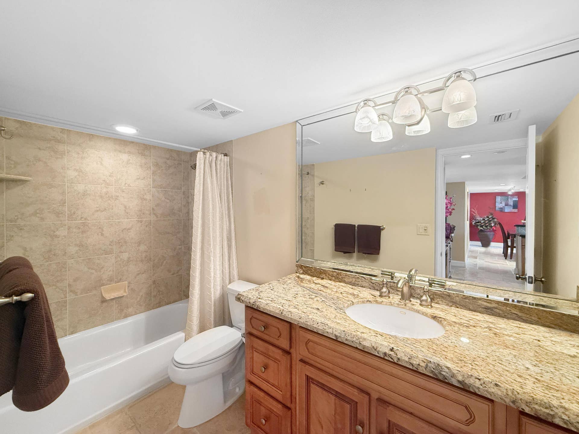 4200 N Ocean, #2-406, Singer Island, FL 33404 Guest Bathroom