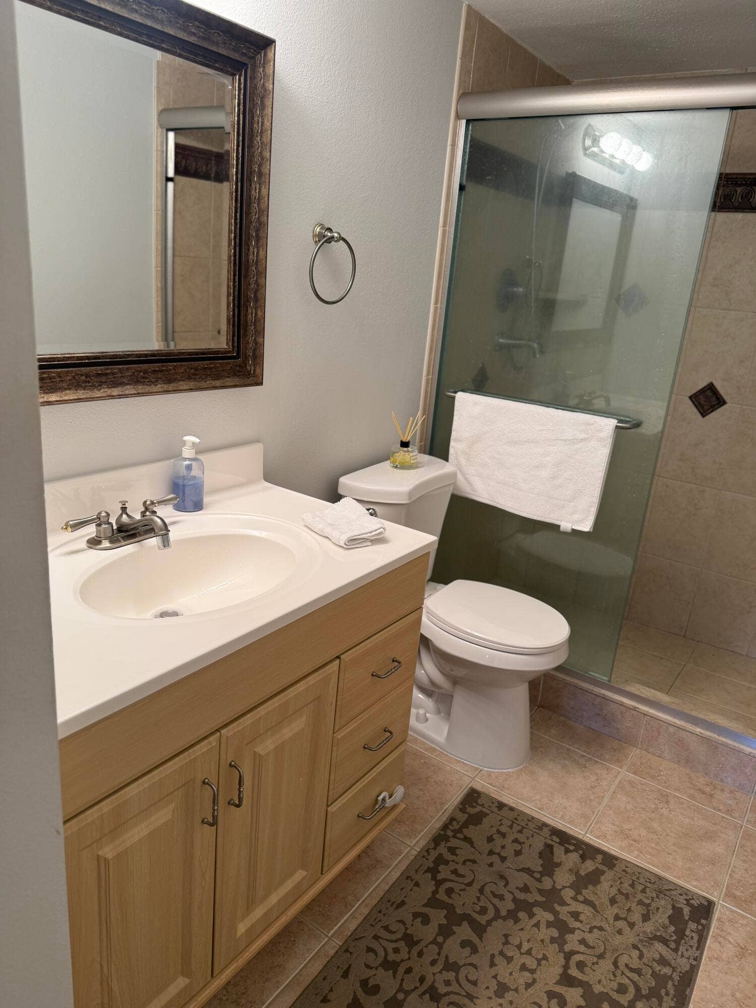 4272 NW 89th Avenue, #103, Coral Springs, FL 33065 Master Bath