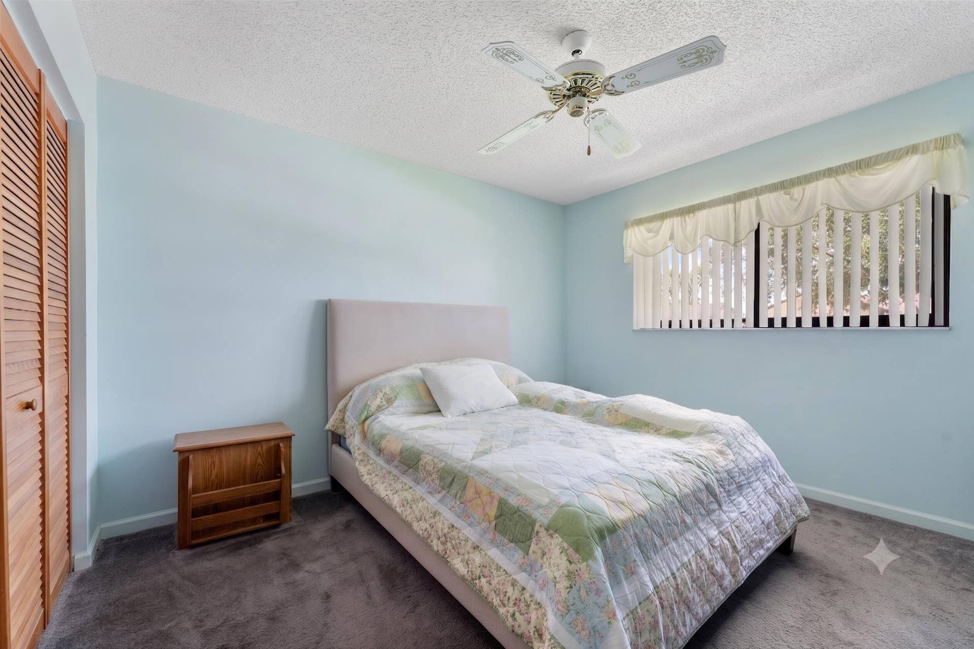 10349 SW 49th Manor, Cooper City, FL 33328 Guest Room v2