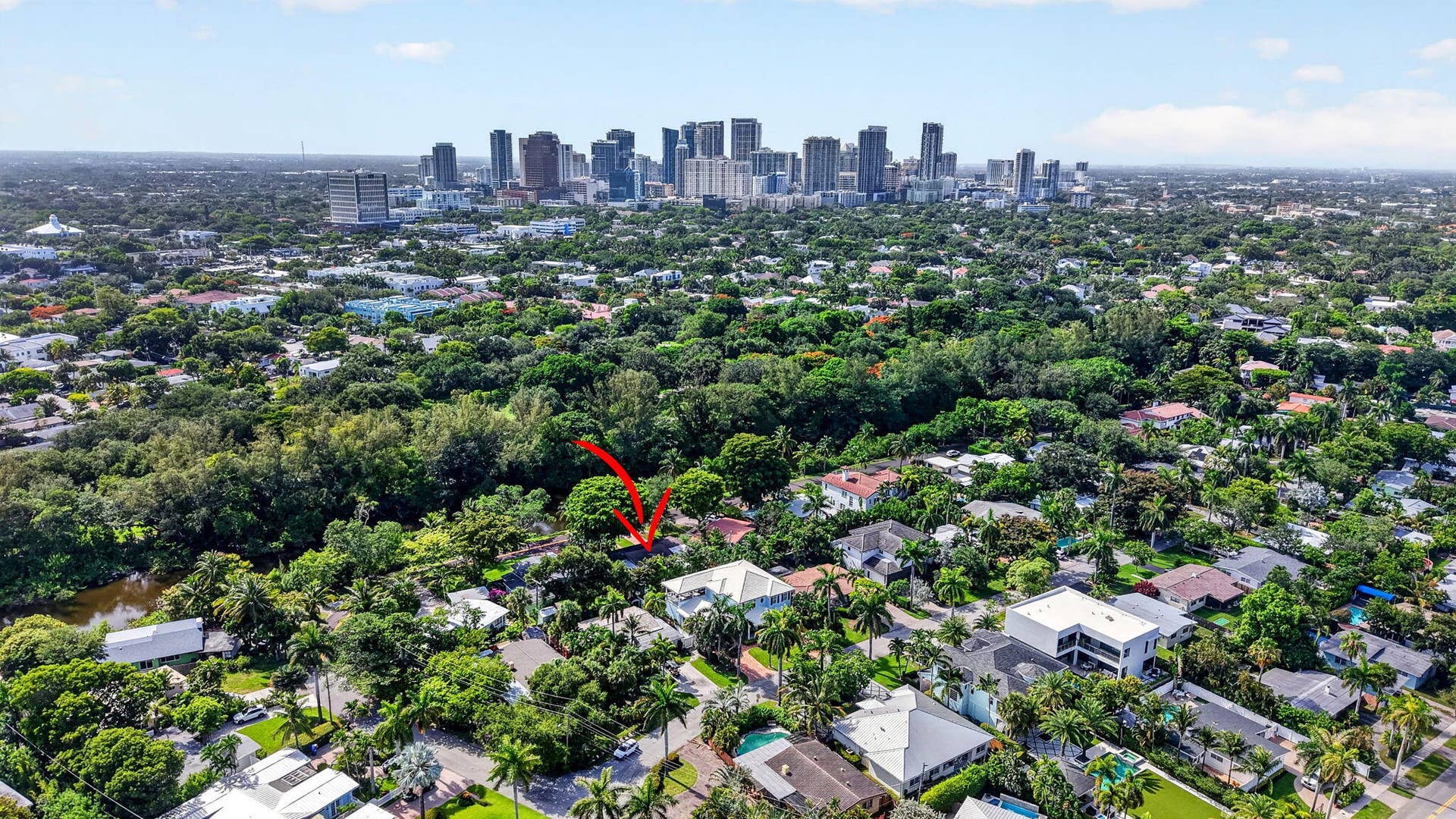 1318 SE 12TH Way, Fort Lauderdale, FL 33316 54-web-or-mls-DJI_20260708163835_0497_D