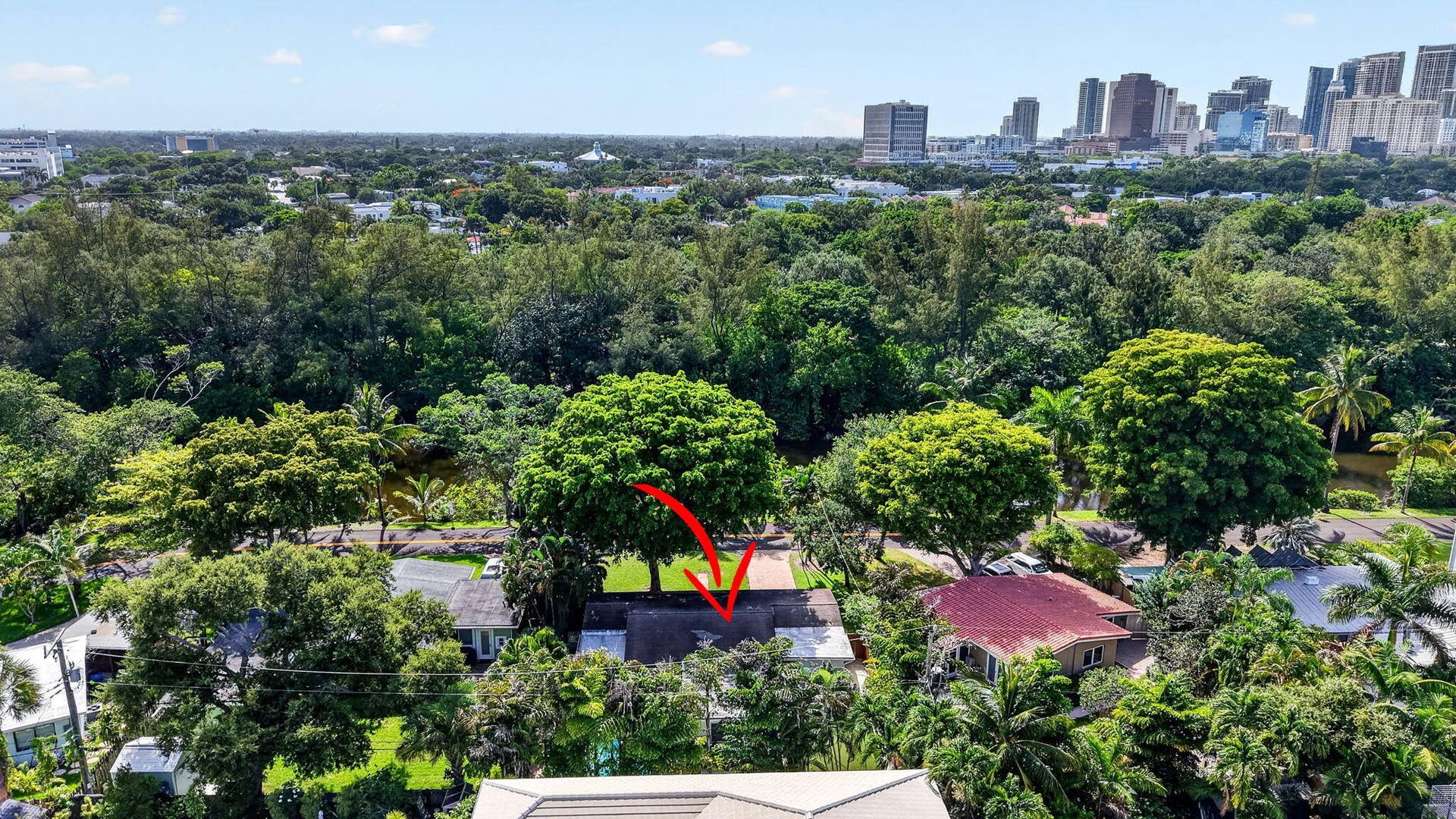 1318 SE 12TH Way, Fort Lauderdale, FL 33316 59-web-or-mls-DJI_20260708164038_0542_D