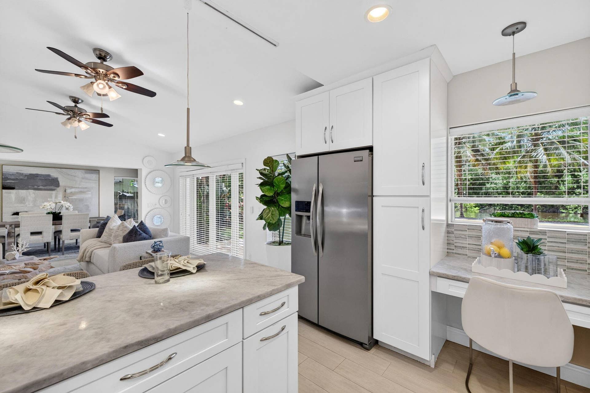 1318 SE 12TH Way, Fort Lauderdale, FL 33316 17-web-or-mls-699A5511