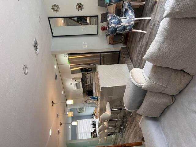 8249 NW 9TH Street, #5, Plantation, FL 33324 leelr