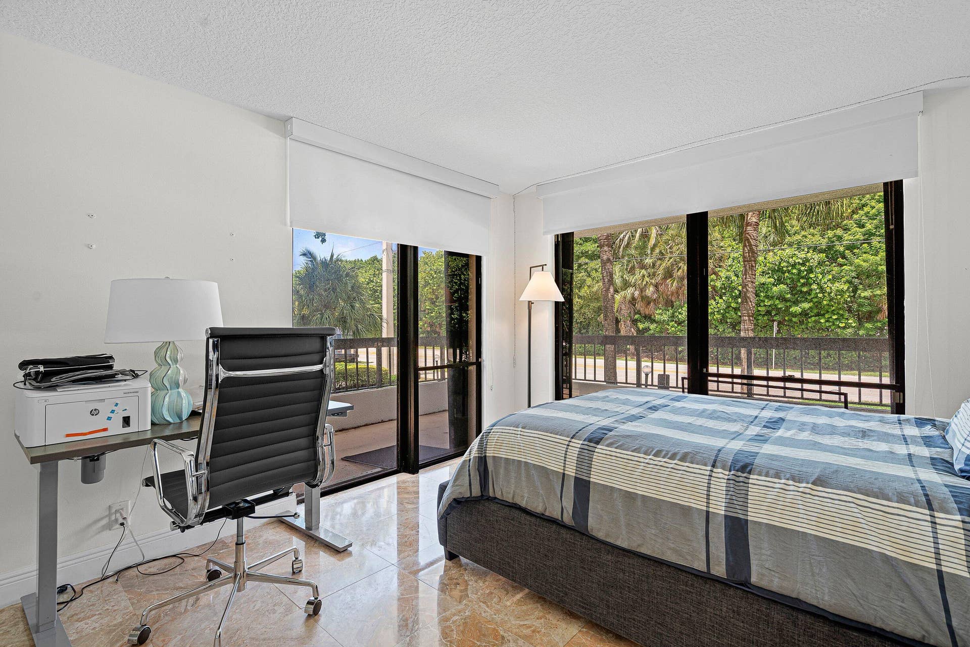 277 N OCEAN Boulevard, #1040, Boca Raton, FL 33432 023-277NorthOceanBoulevard-104-BocaRaton