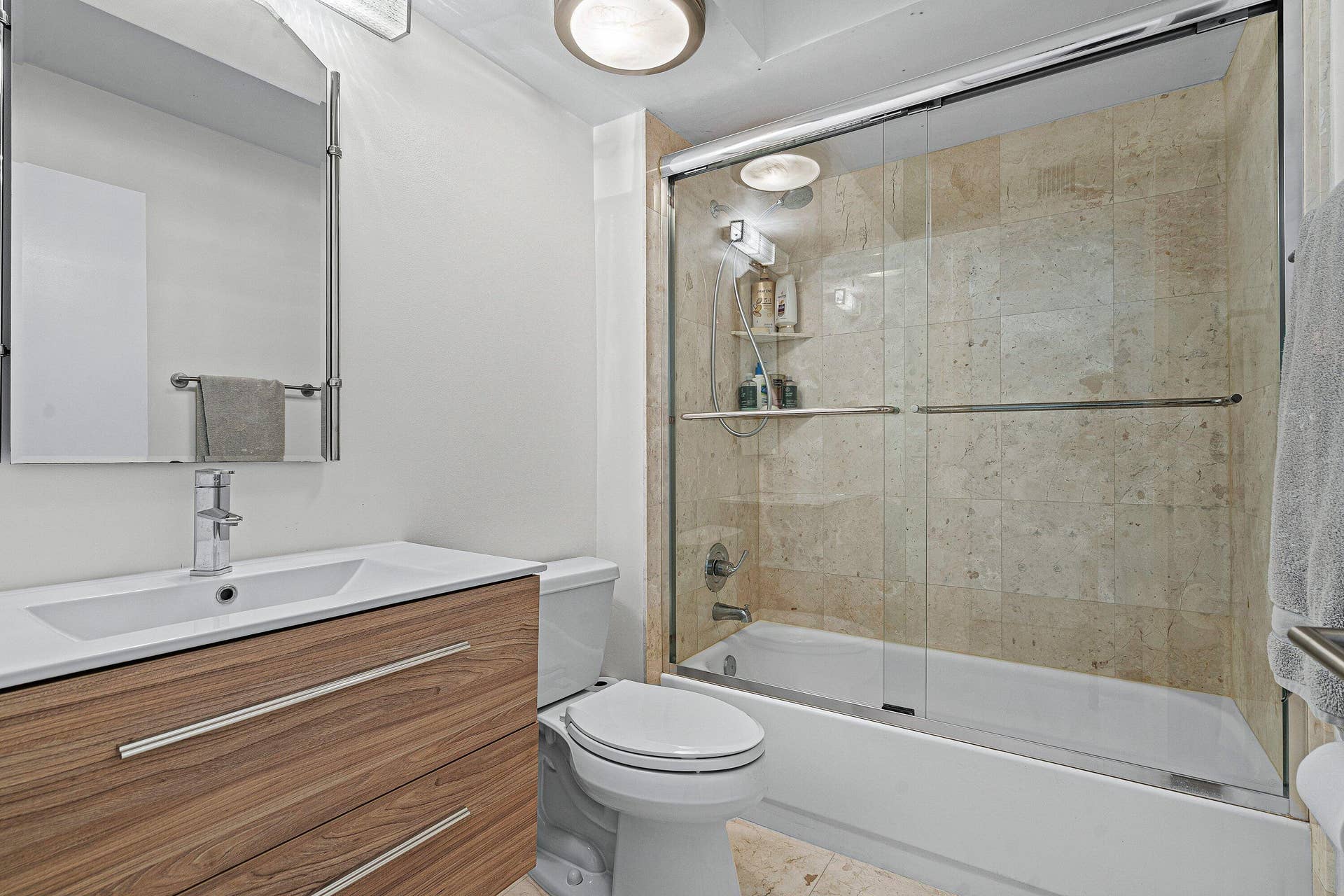 277 N OCEAN Boulevard, #1040, Boca Raton, FL 33432 015-277NorthOceanBoulevard-104-BocaRaton