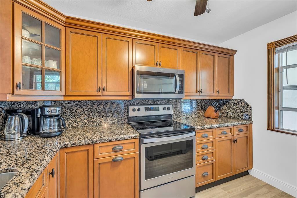 3150 NE 48th Court, #204, Lighthouse Point, Lighthouse Point, FL 33064 KITCHEN