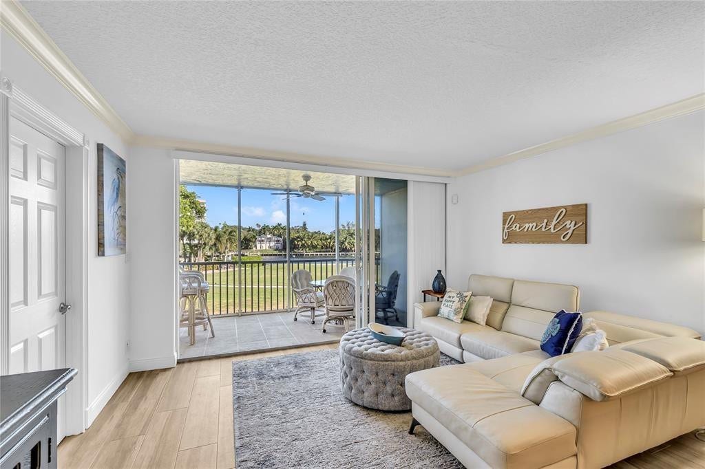 3150 NE 48th Court, #204, Lighthouse Point, Lighthouse Point, FL 33064 LIVING ROOM