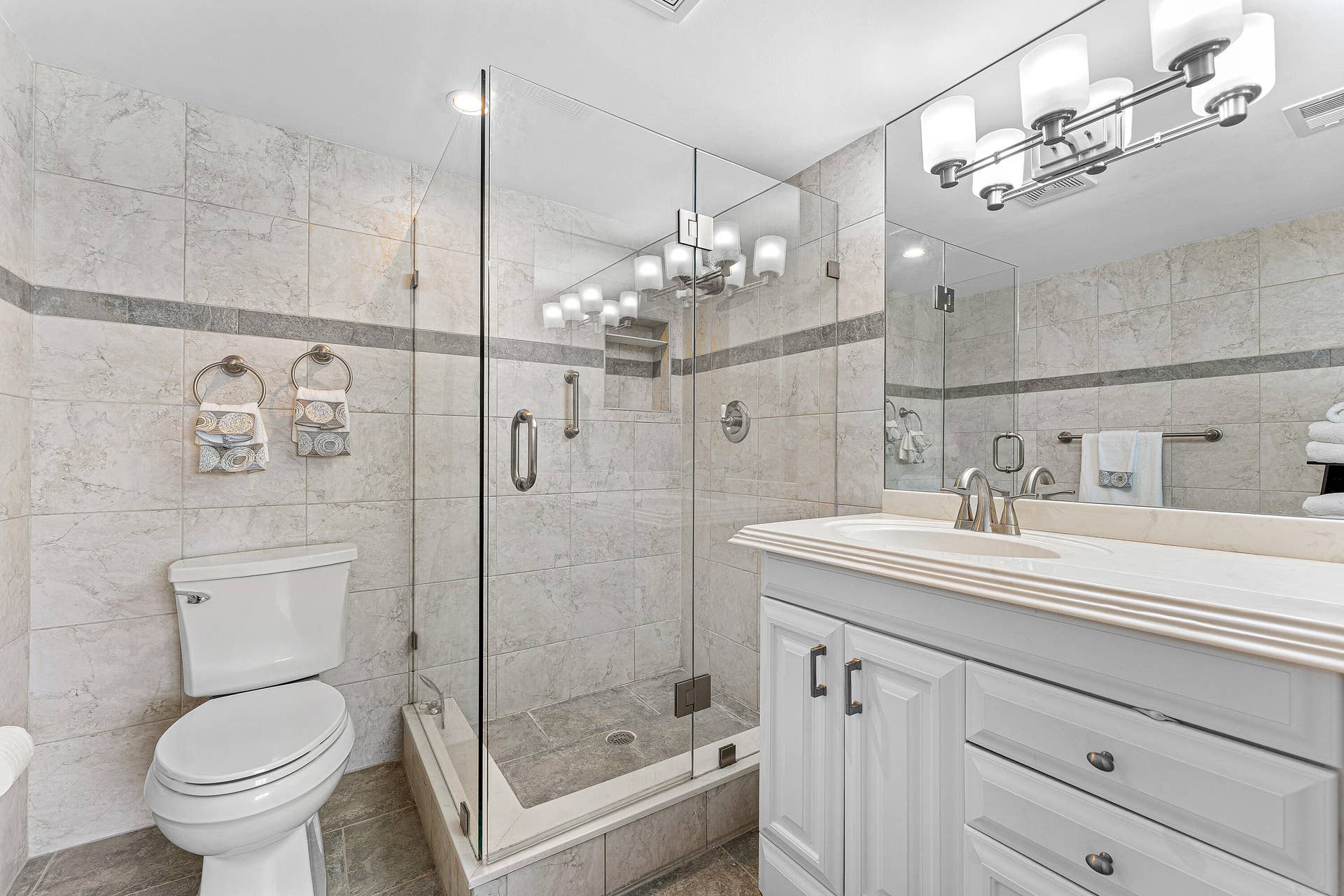 Main Bathroom