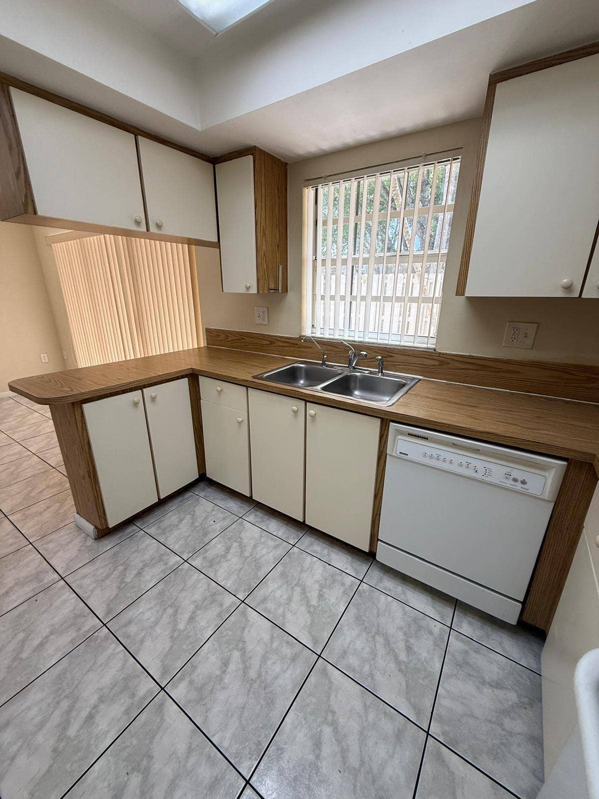 5232 SW 122ND Terrace, #5232, Cooper City, Cooper City, FL 33330 WhatsApp Image 2026-07-13 at 4.08.08 PM