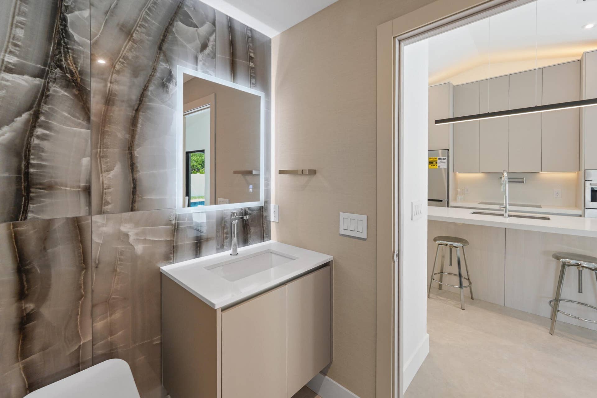 1291 Bimini Lane, Singer Island, Singer Island, FL 33404 Half Bathroom