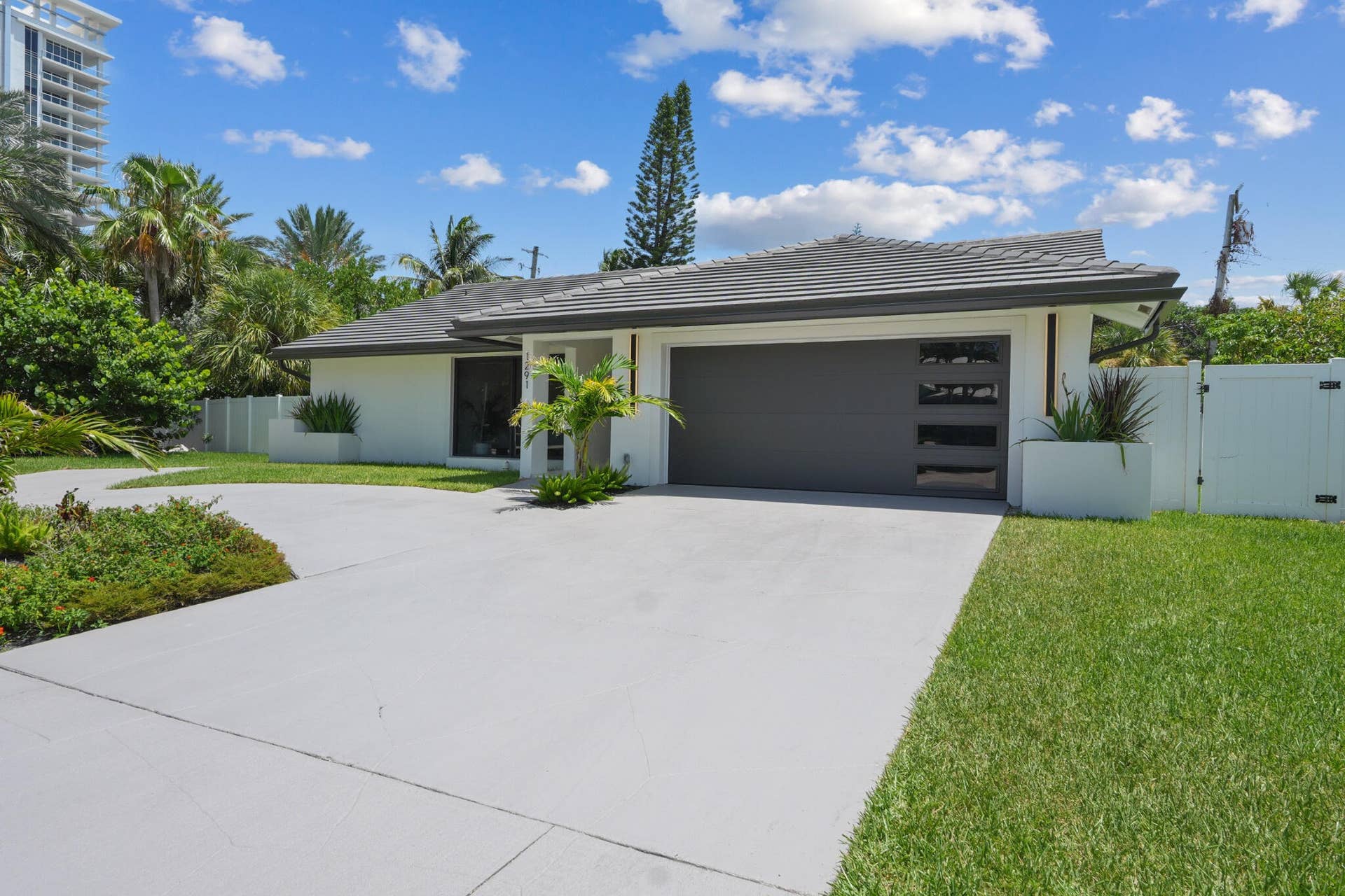 1291 Bimini Lane, Singer Island, Singer Island, FL 33404 Exterior View