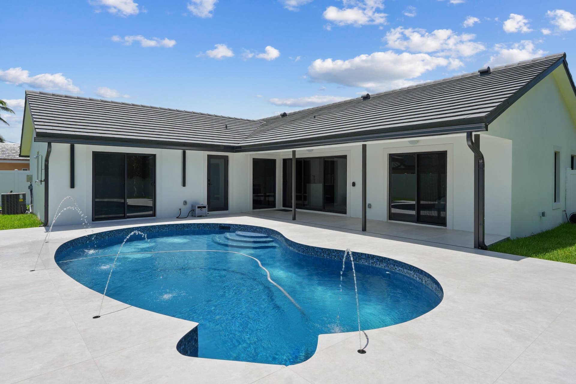 1291 Bimini Lane, Singer Island, Singer Island, FL 33404 Exterior View