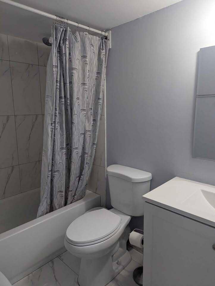 601 THREE ISLANDS Boulevard, #211, Hallandale Beach, Hallandale Beach, FL 33009 740741279_27761666343428003_846535759904