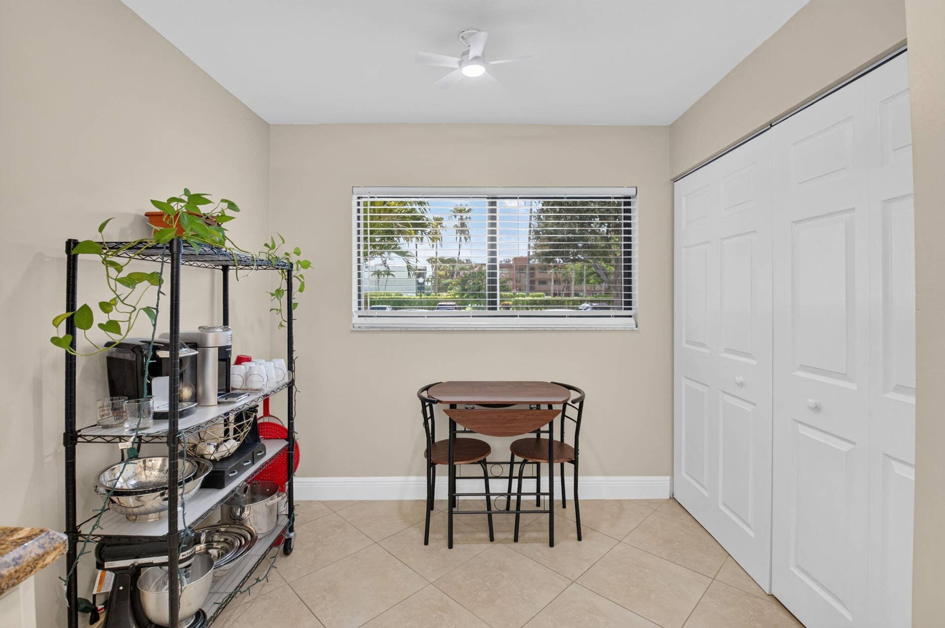breakfast seating and pantry