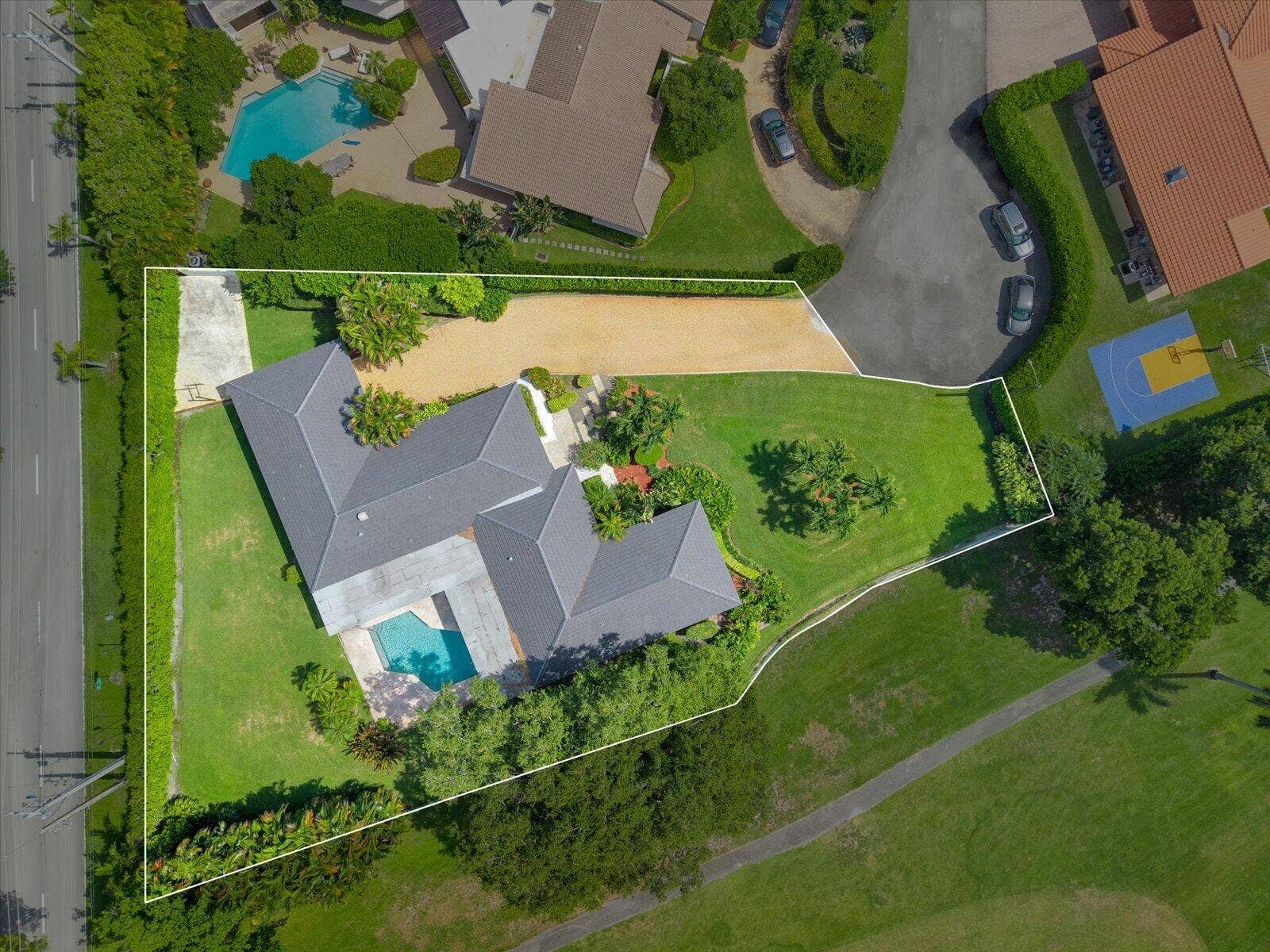 Aerial Shot of House/Lot Facing Golf Course