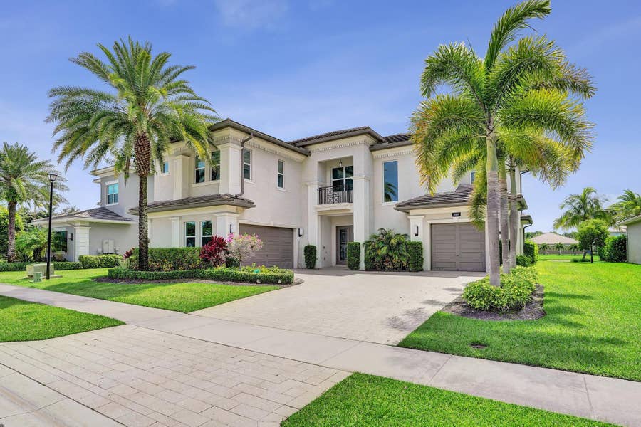 Property photo for 19889 Old Bridgewood Trail, Boca Raton, FL