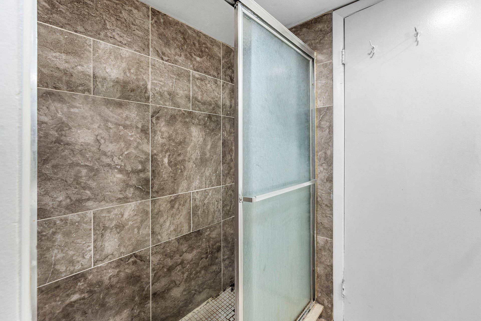 1534 FOREST LAKES Circle, #D, West Palm Beach, FL 33406 Downstairs Full Bath