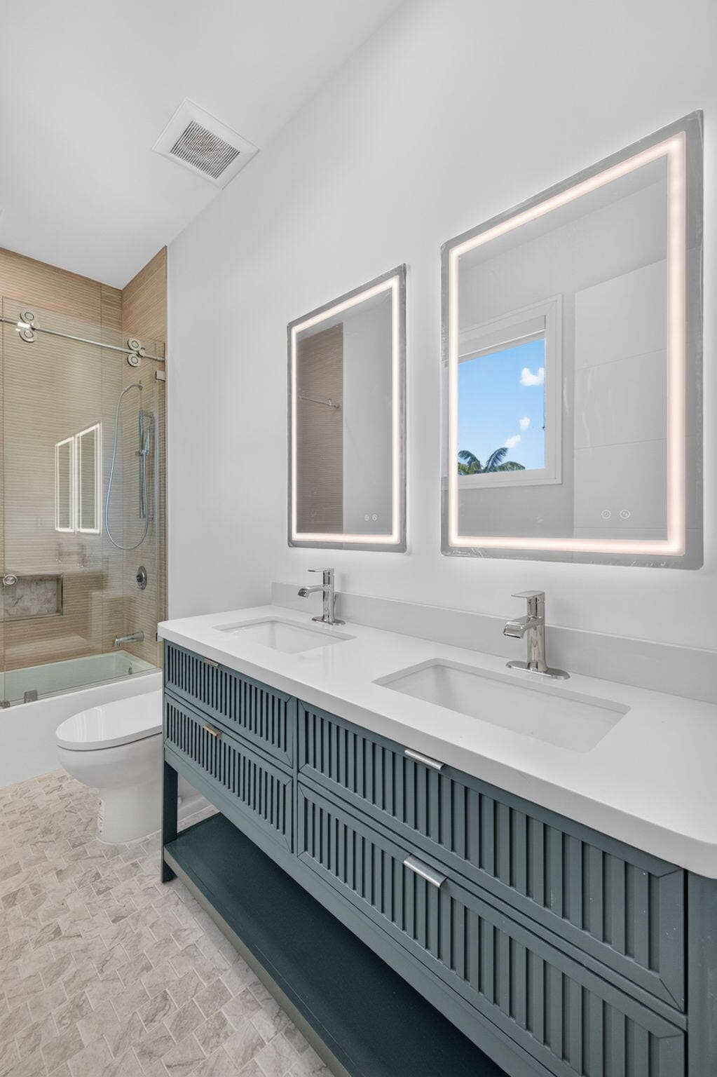 704 SW 9th Street, Fort Lauderdale, FL 33315 70-web-or-mls-699A6504