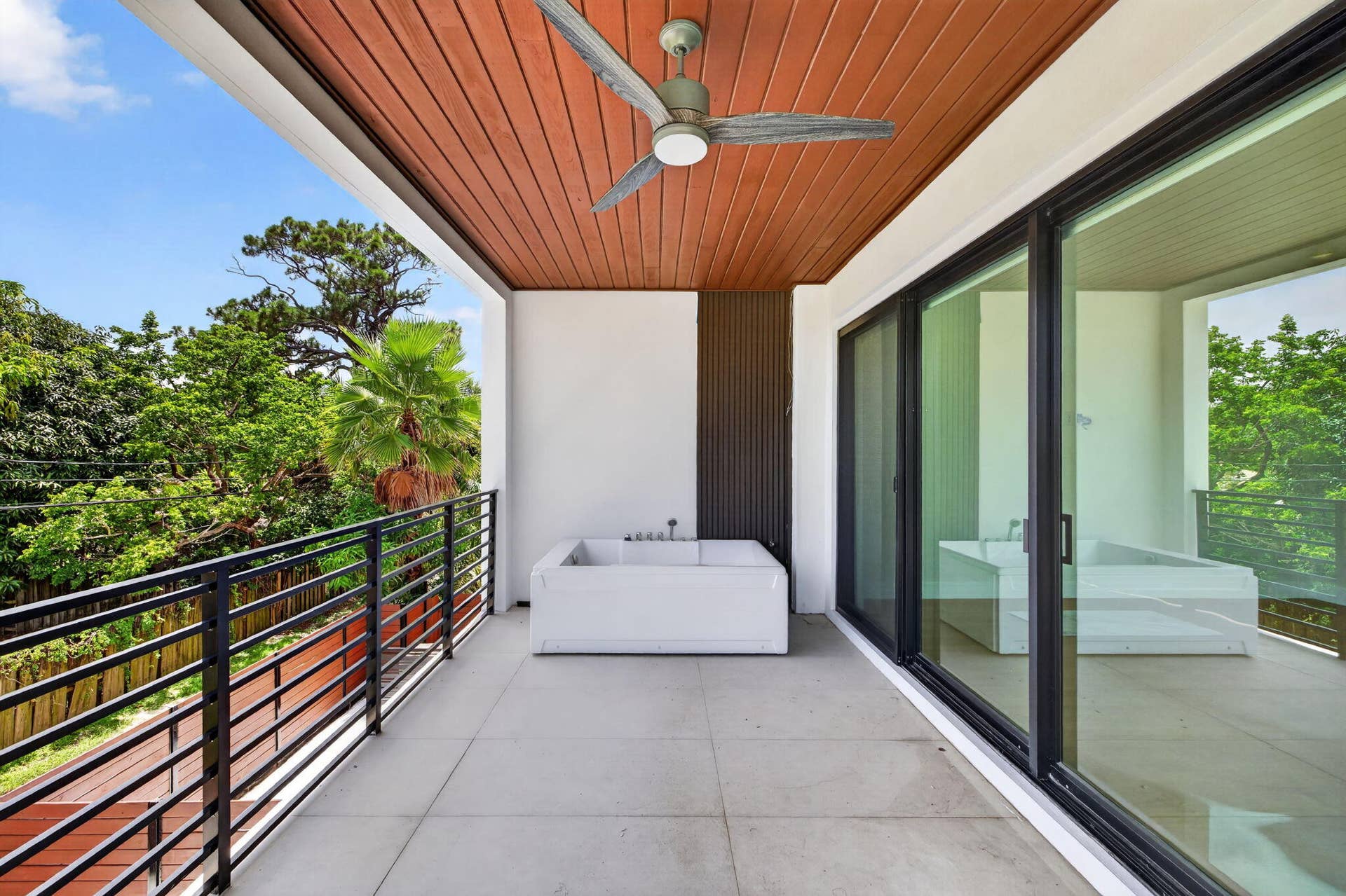 704 SW 9th Street, Fort Lauderdale, FL 33315 58-web-or-mls-699A6417