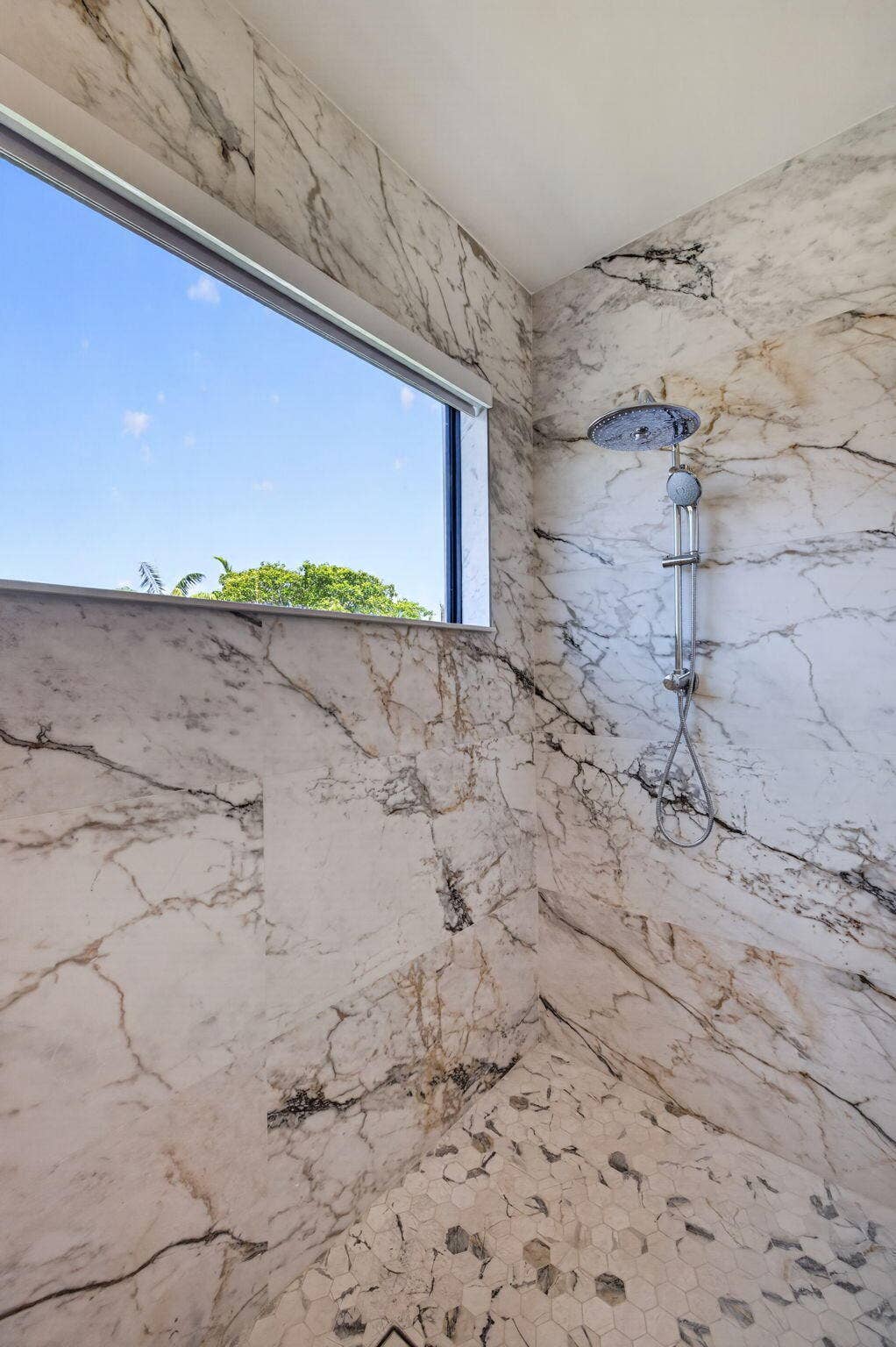704 SW 9th Street, Fort Lauderdale, FL 33315 64-web-or-mls-699A6464